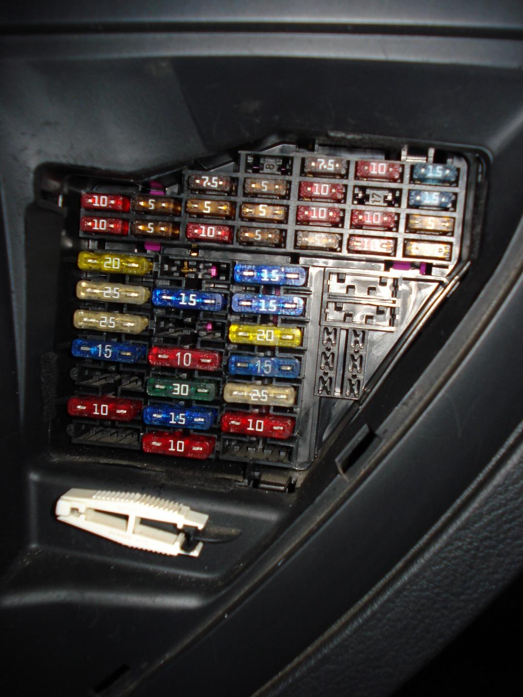 Schema relais new beetle