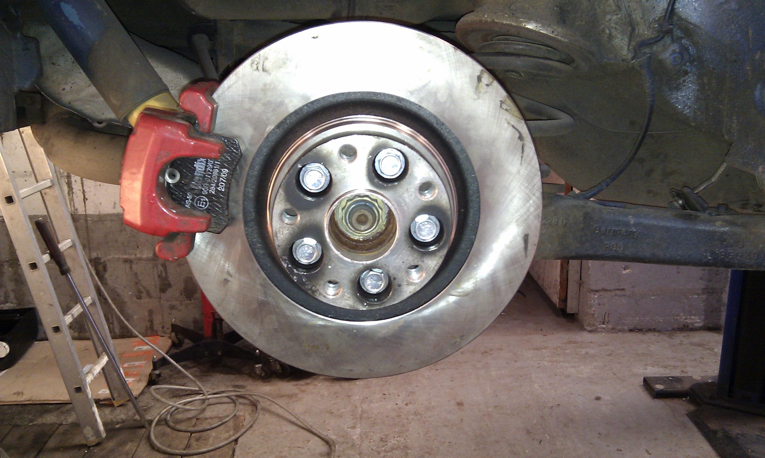 golf 4 r32 rear brake caliper