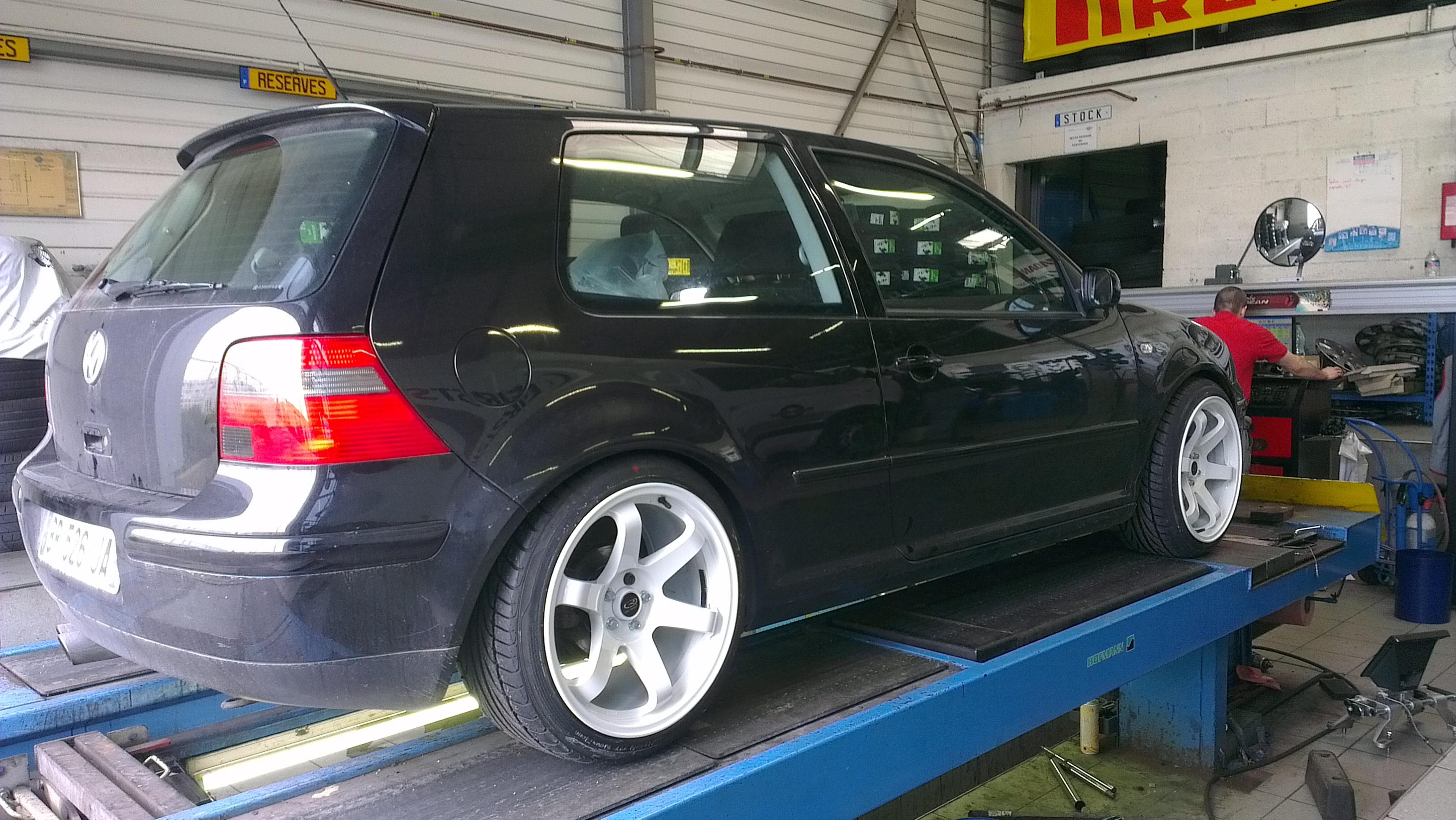 Jante rota grid en 18 en 9,5 Trains roulants Forum Volkswagen Golf IV Jante rota grid en 18 en 9,5 Trains roulants Forum Volkswagen Golf IV