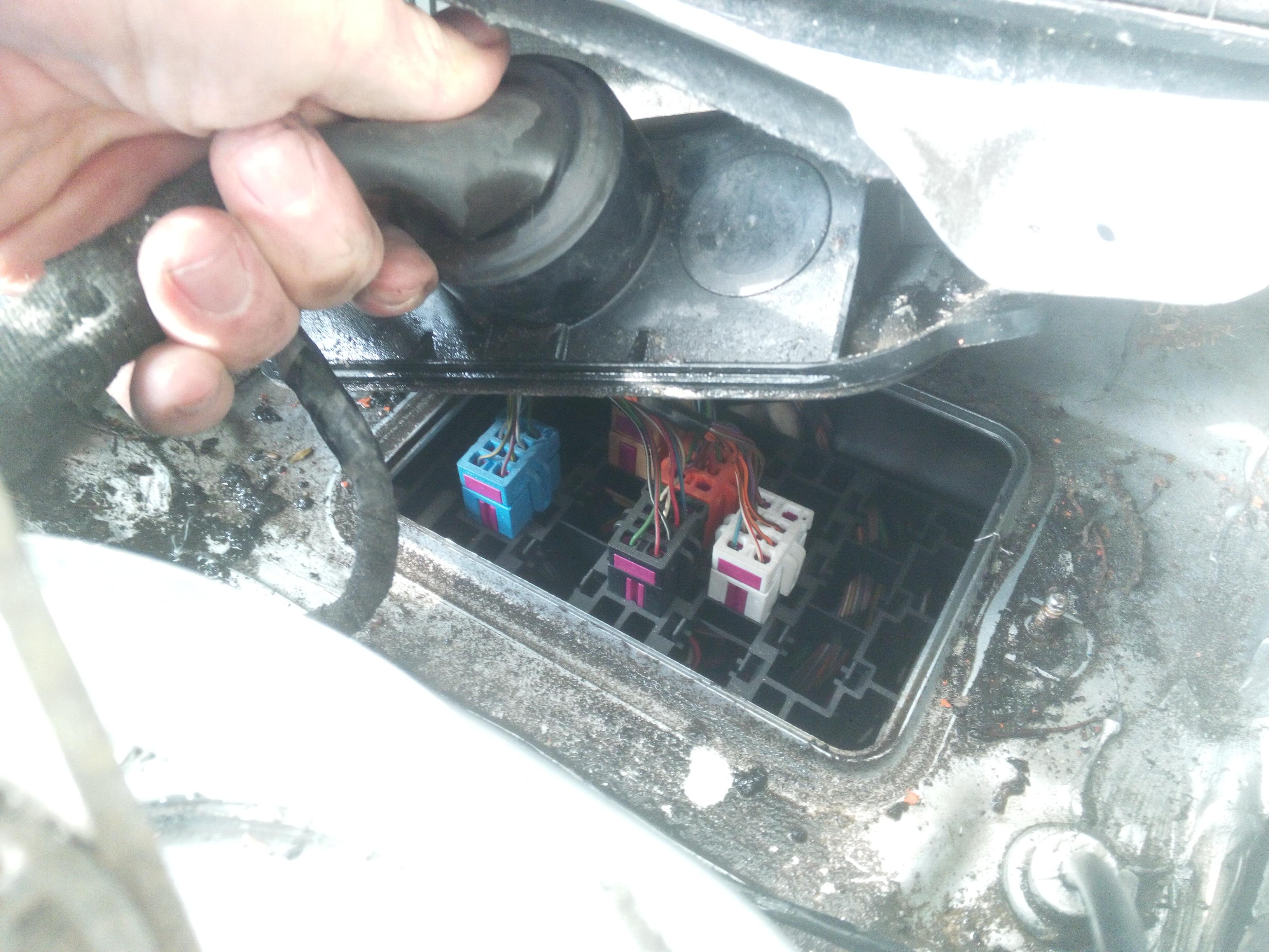 Infiltration d'eau, inondation, étanchéité, joint, odeur ...