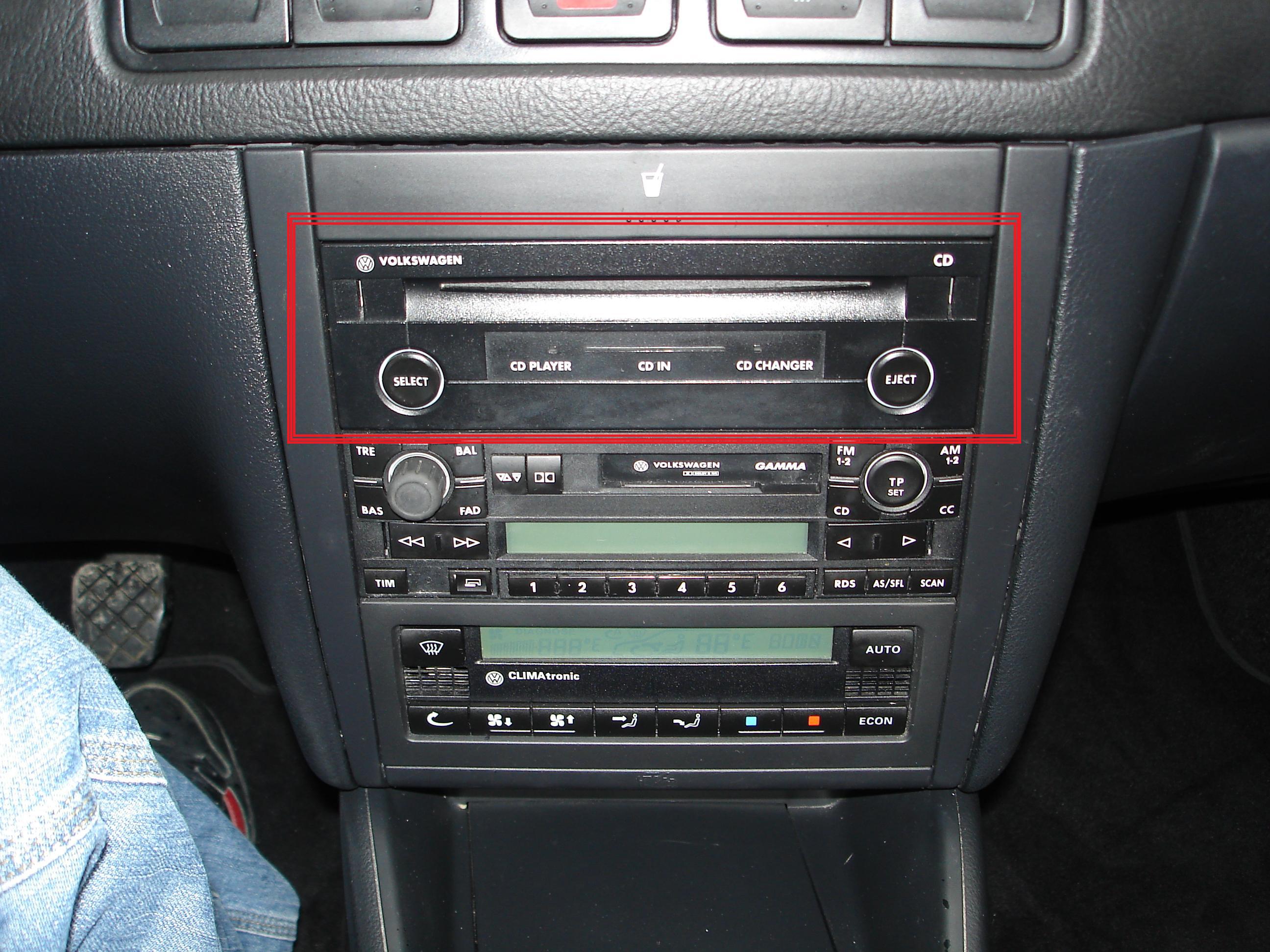 changement autoradio 2 din ou mix : Audio et électronique embarquée - Forum  Volkswagen Golf IV