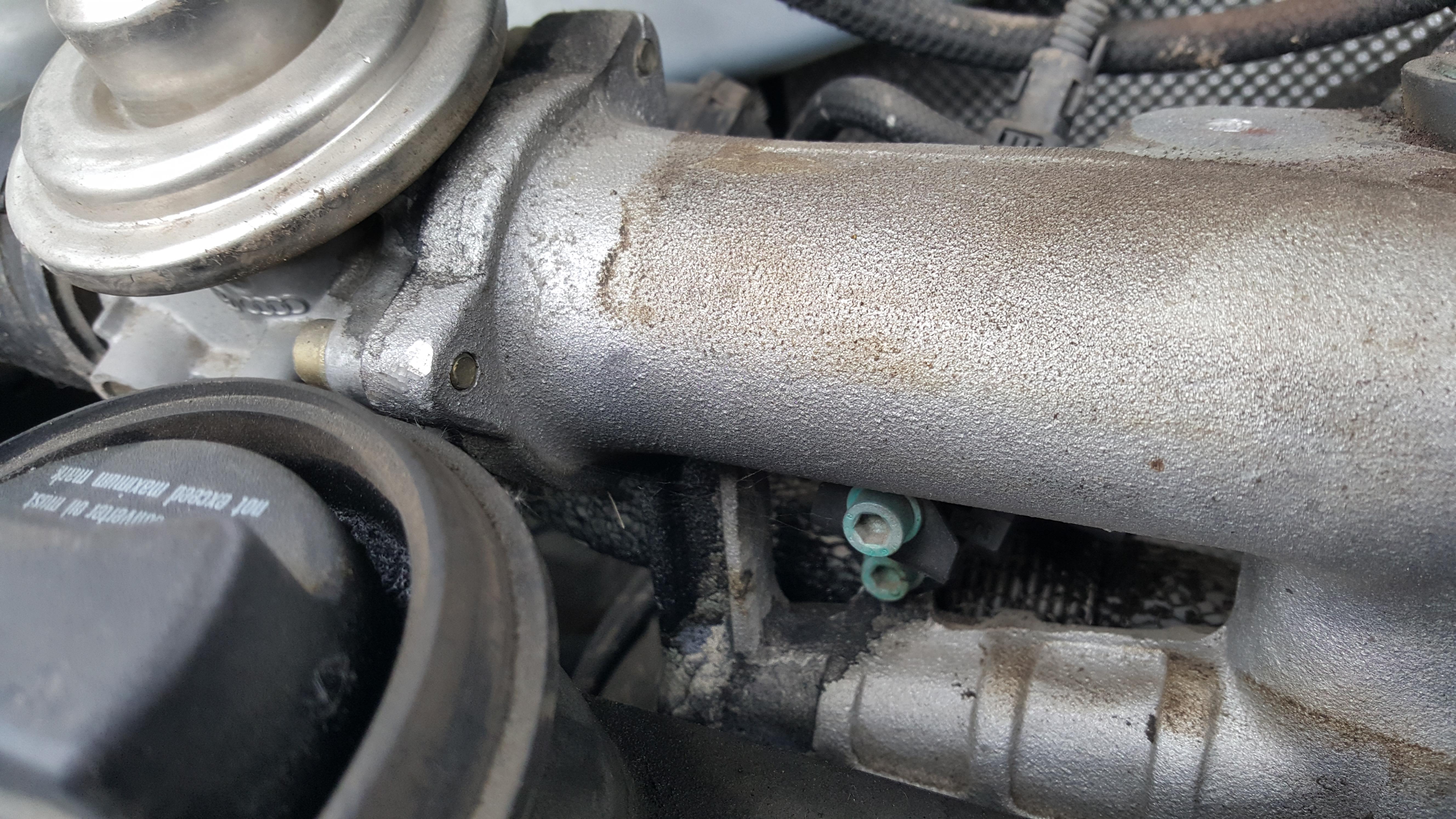 fuite huile moteur agr bora [Diesel] Problèmes Mécaniques Forum